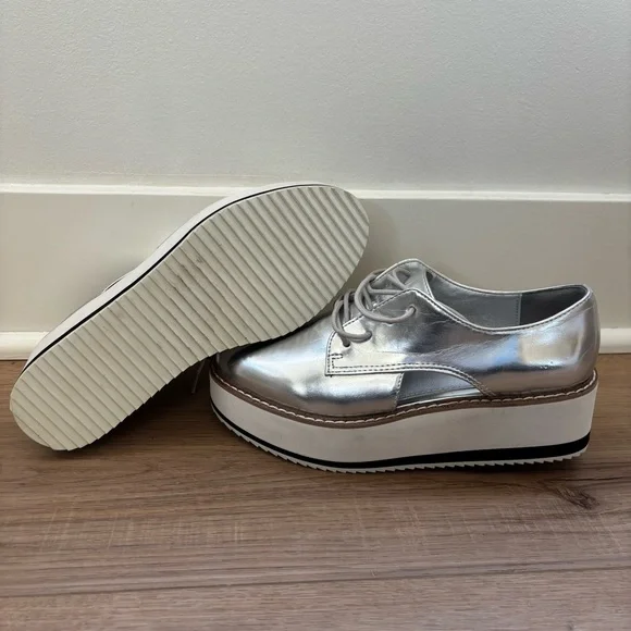 Steve Madden Gina Silver Faux Leather Metallic Oxfords - Picture 5 of 7